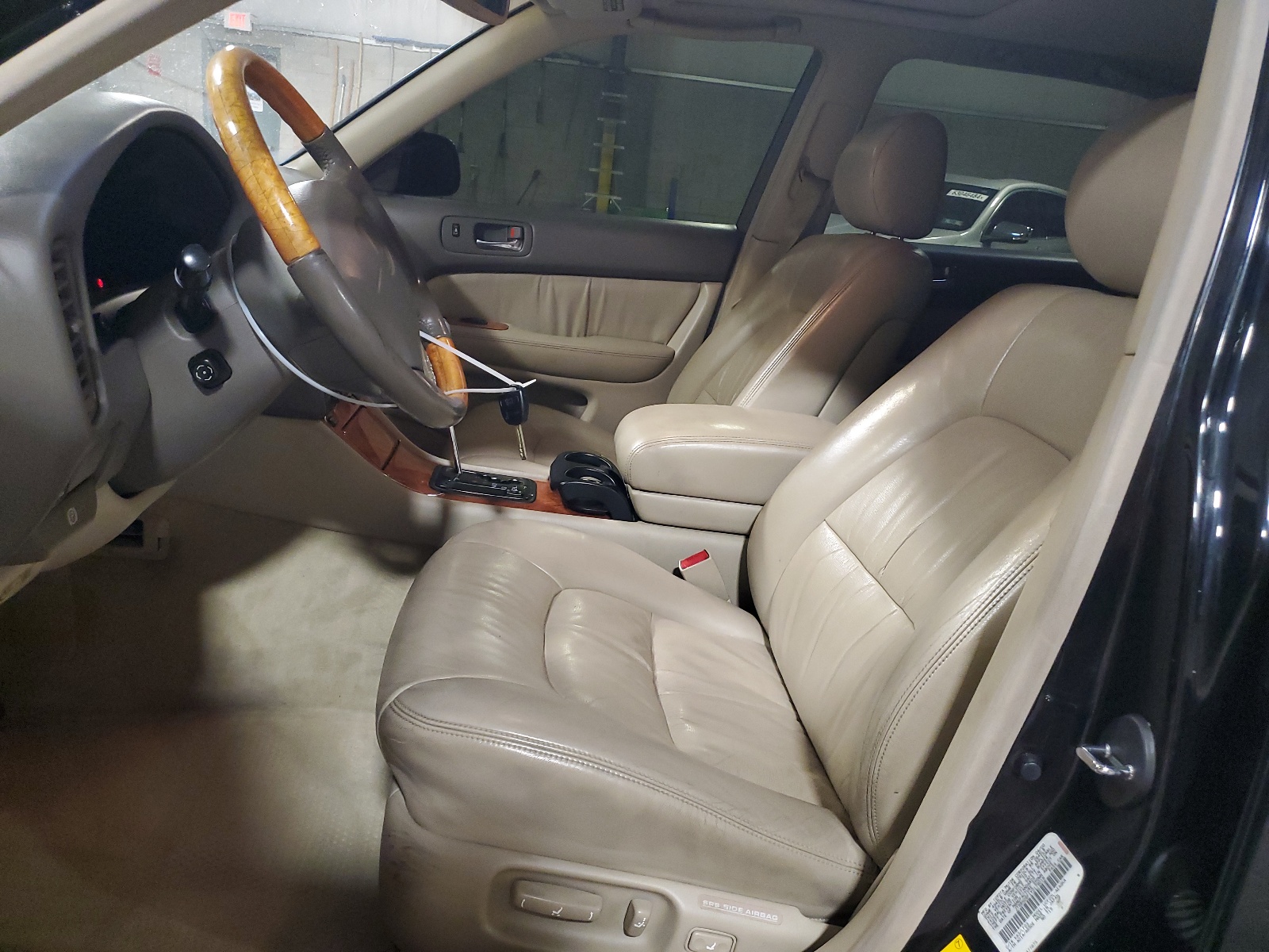 JT8BH28F1Y0179018 2000 Lexus Ls 400