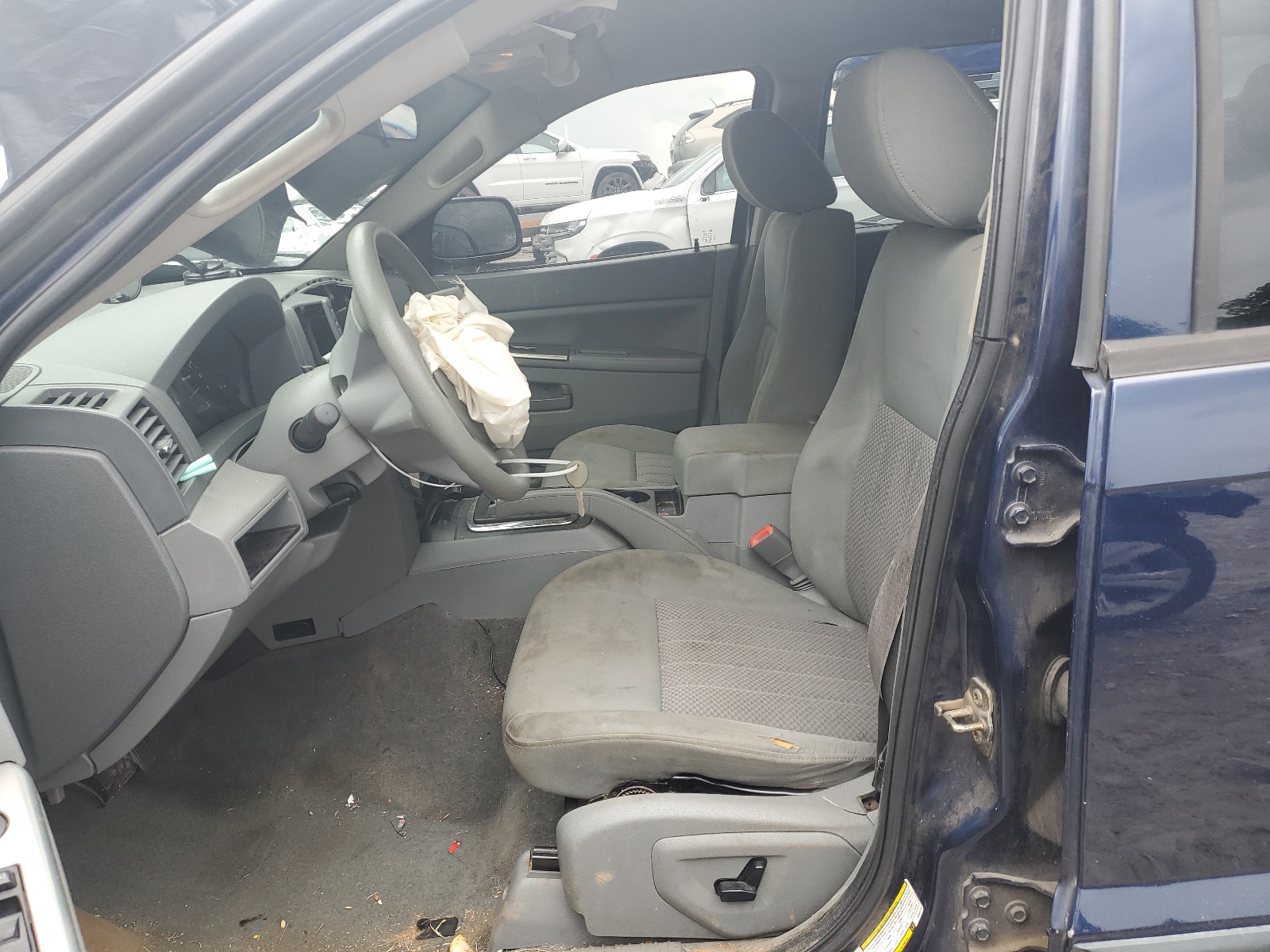 1J4GS48K65C641773 2005 Jeep Grand Cherokee Laredo