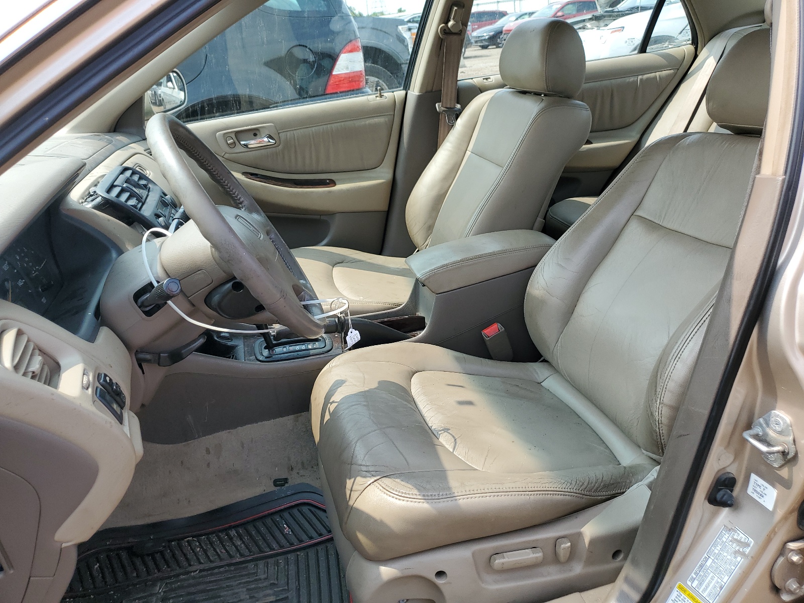 1HGCG1655YA032399 2000 Honda Accord Ex