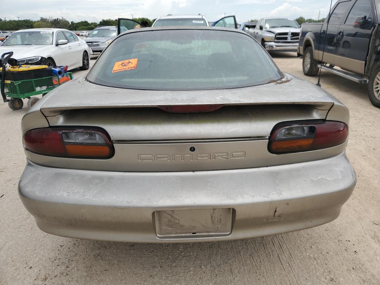 2000 Chevrolet Camaro VIN: 2G1FP22K0Y2124949 Lot: 64422864