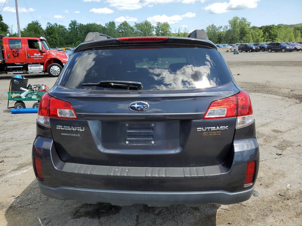 2010 Subaru Outback 2.5I Premium VIN: 4S4BRBCC5A3371649 Lot: 81940974