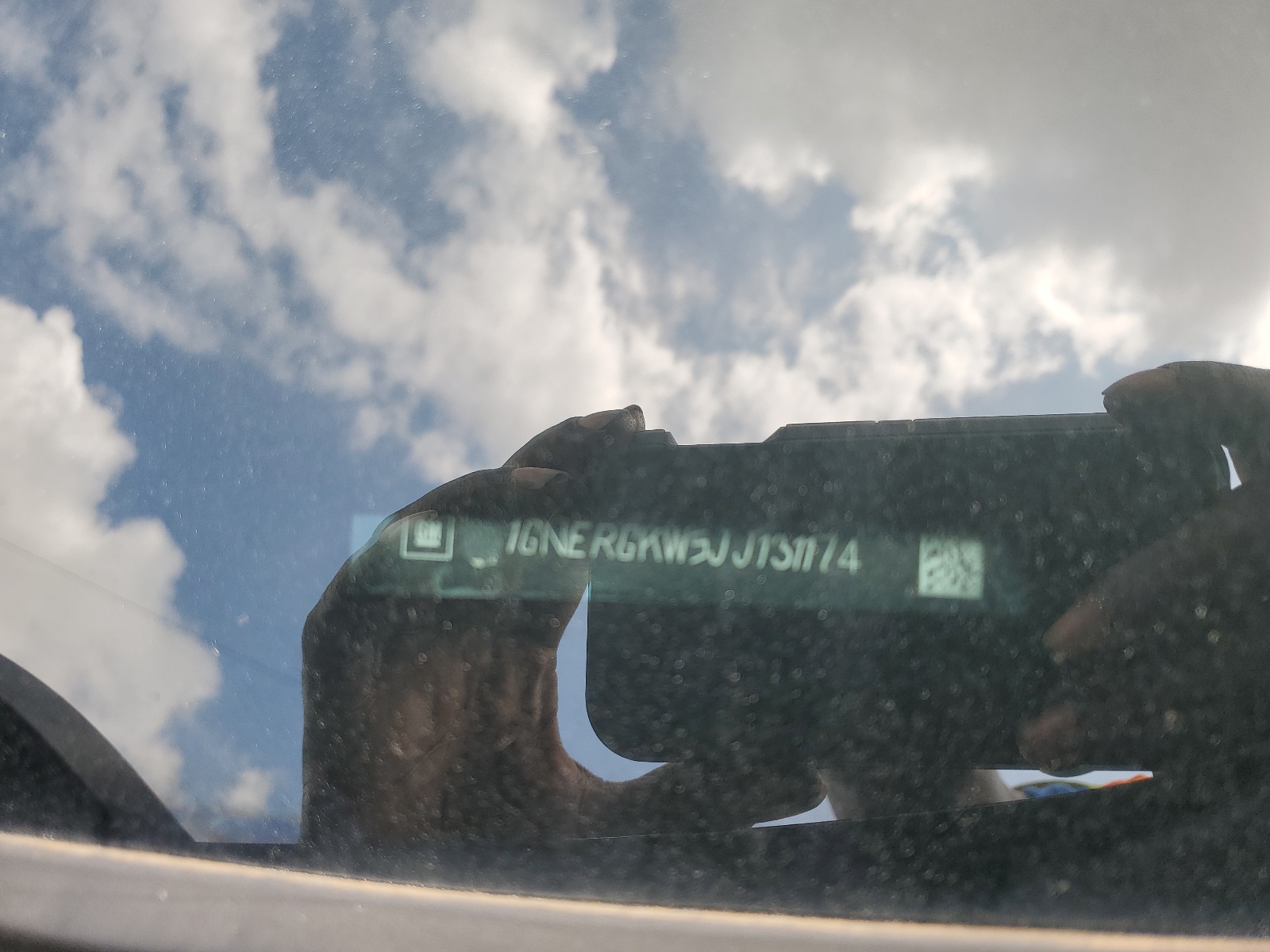 1GNERGKW5JJ131174 2018 Chevrolet Traverse Lt