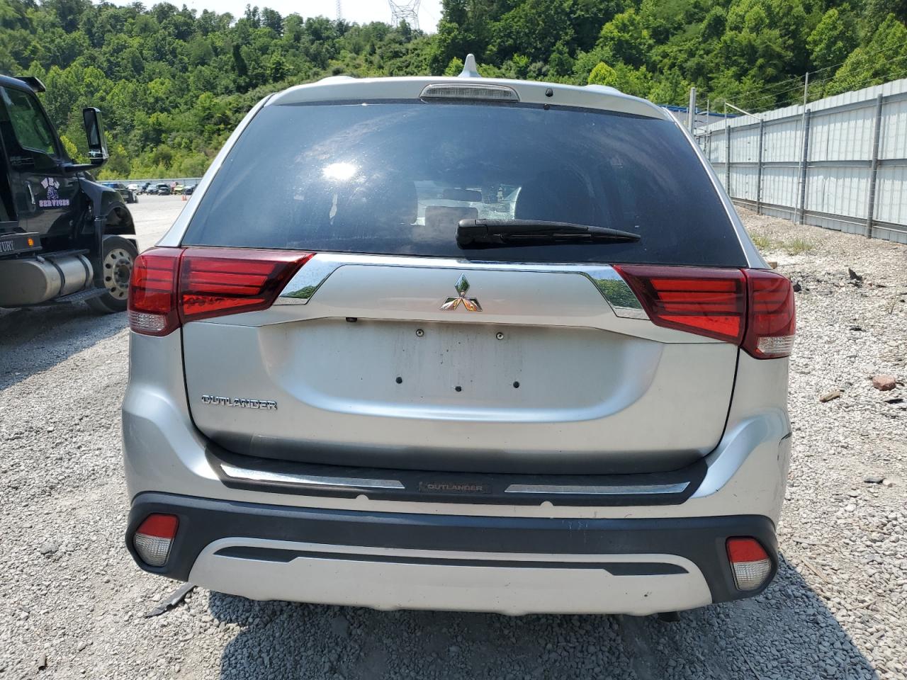 2020 Mitsubishi Outlander Es VIN: JA4AD2A31LZ017543 Lot: 61831564