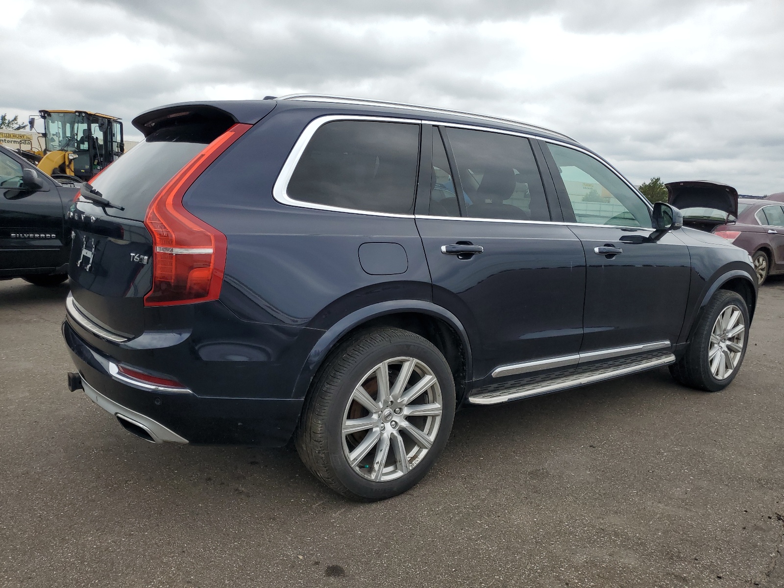 2016 Volvo Xc90 T6 vin: YV4A22PL4G1042487