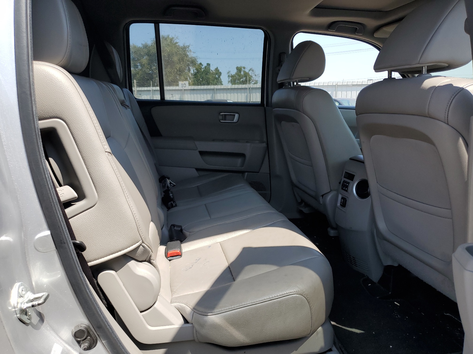 5FNYF3H55CB018227 2012 Honda Pilot Exl