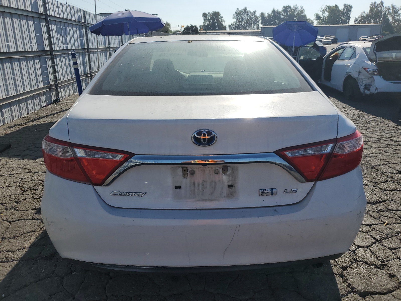 2015 Toyota Camry Hybrid vin: 4T1BD1FK8FU142055