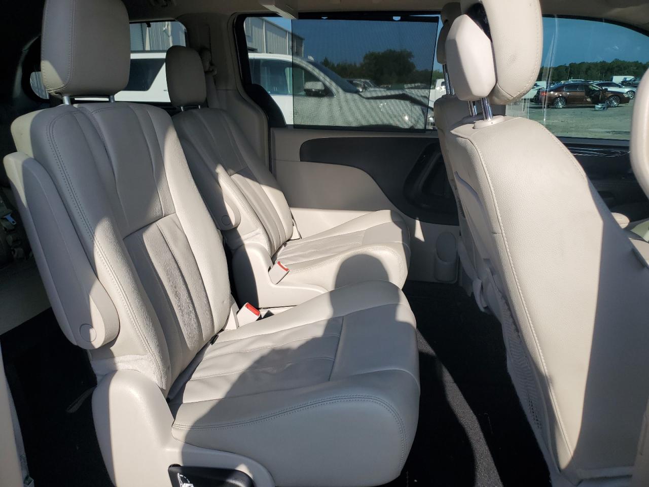 2015 Chrysler Town & Country Touring VIN: 2C4RC1BG5FR578379 Lot: 65094414