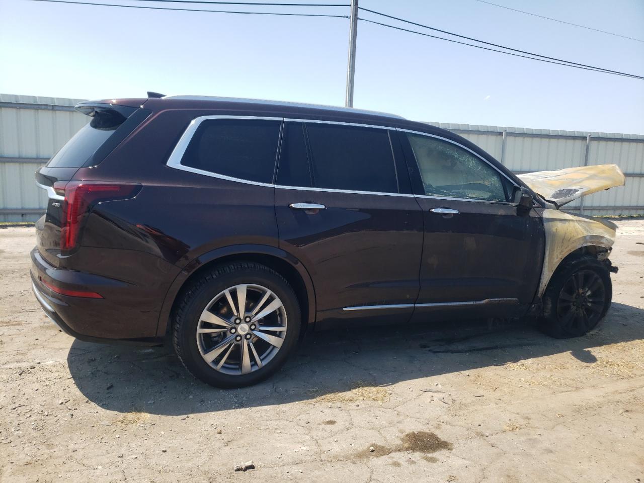 2021 Cadillac XT6 - Image 3