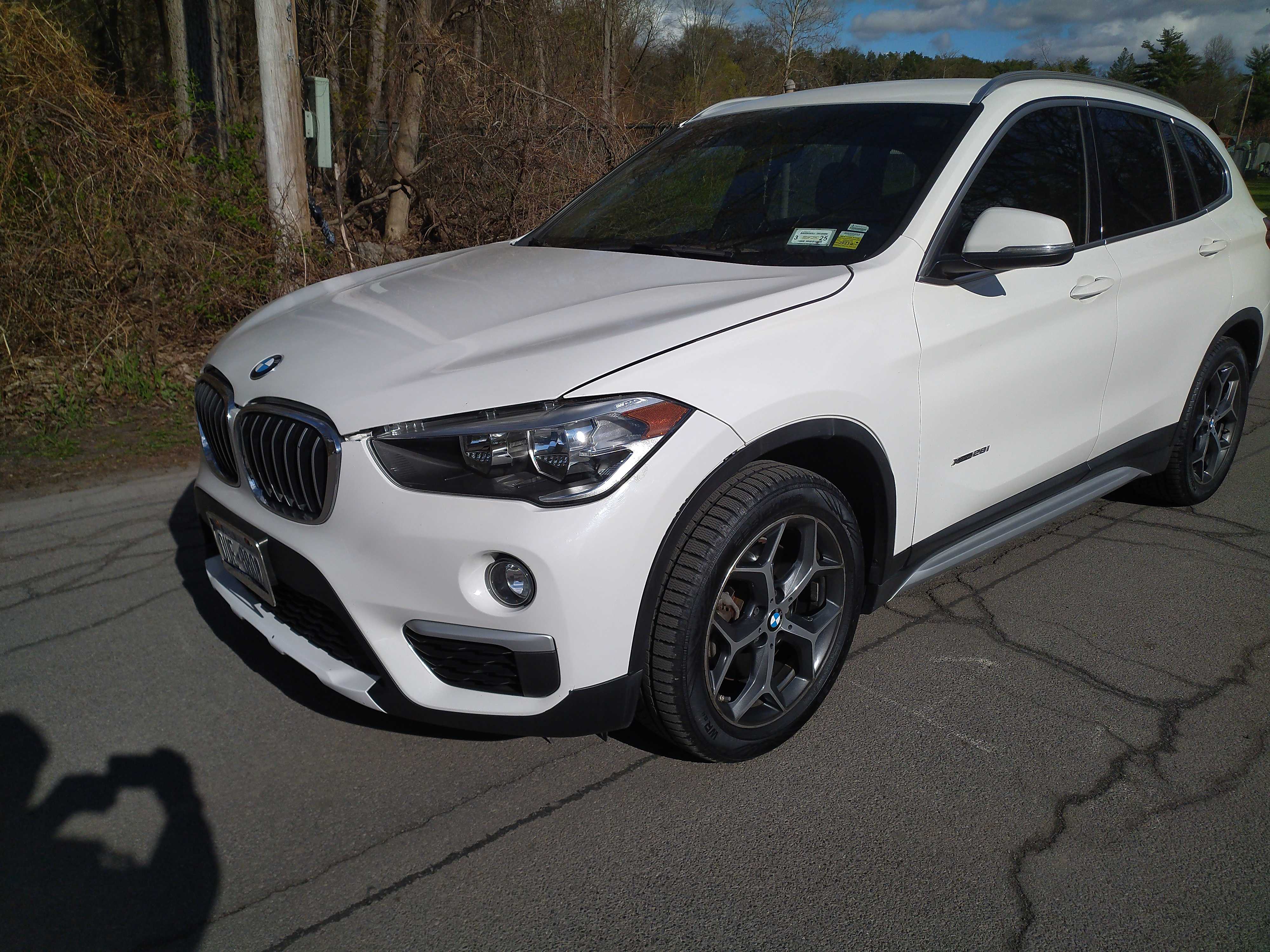 2016 BMW X1 xDrive28I vin: WBXHT3C3XGP880243