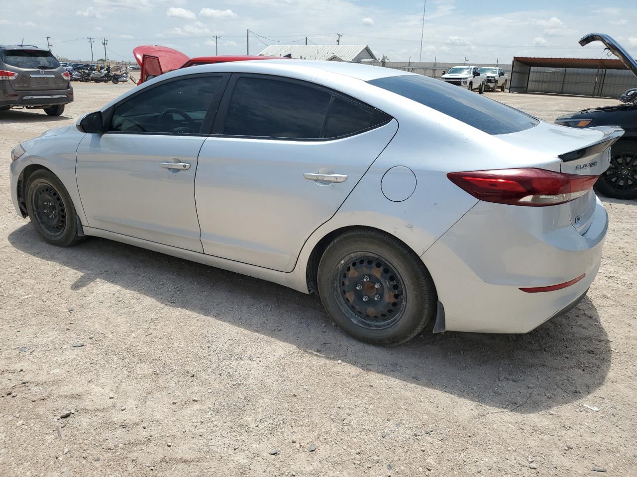 5NPD74LF9JH350056 2018 HYUNDAI ELANTRA - Image 2