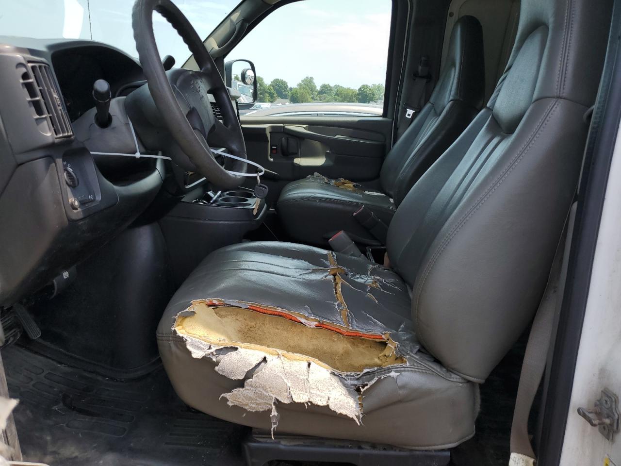 2006 Chevrolet Express G2500 VIN: 1GCGG25V761229613 Lot: 62924874