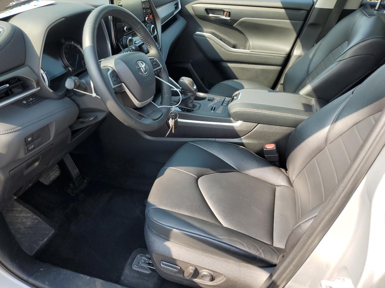 2022 Toyota Highlander Hybrid Xle VIN: 5TDGBRCH7NS559449 Lot: 63265274