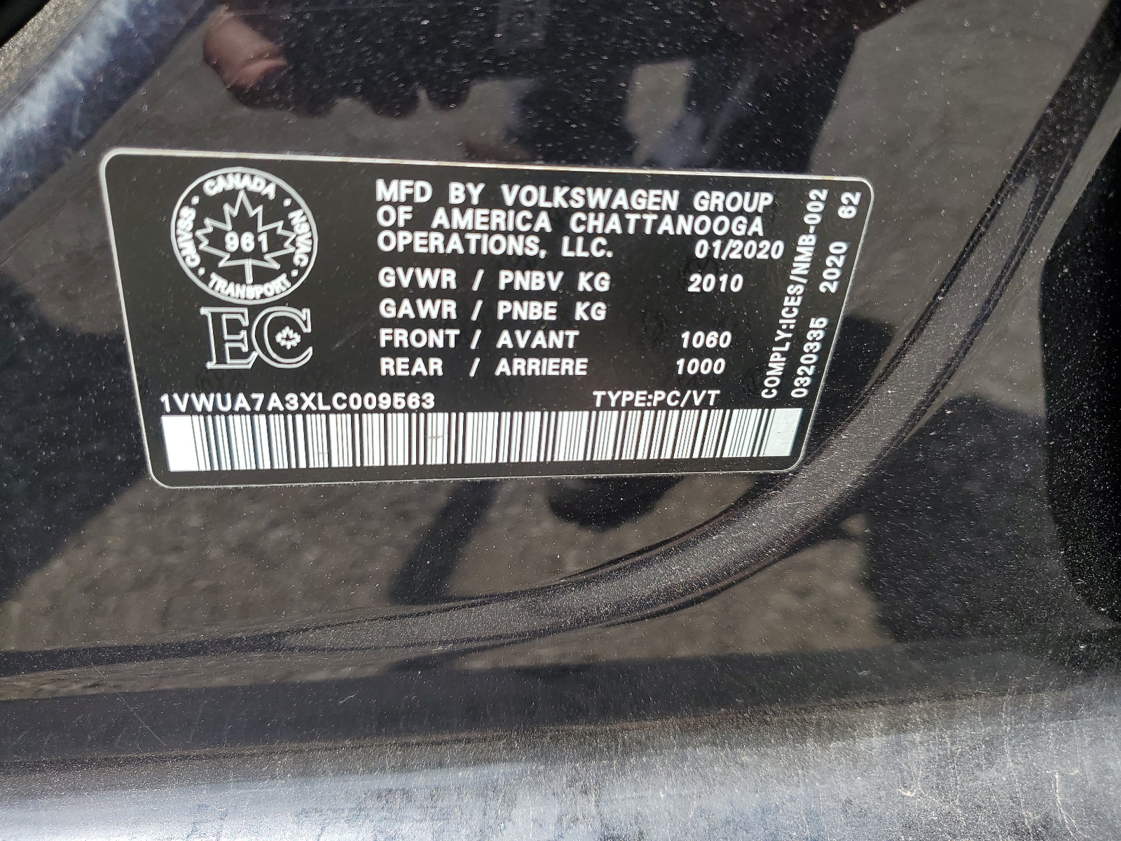 1VWUA7A3XLC009563 2020 Volkswagen Passat Highline