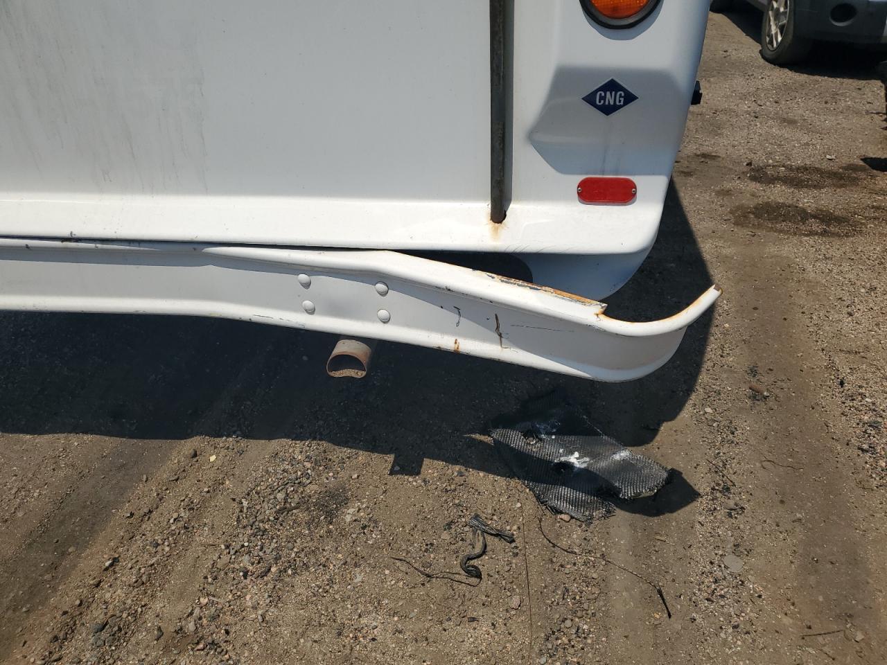 2008 Ford Econoline E450 Super Duty Cutaway Van VIN: 1FD4E45S88DB05275 Lot: 62550384