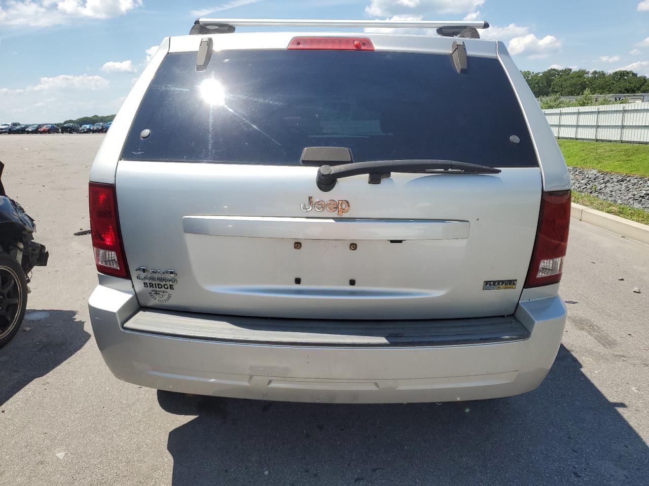 2007 Jeep Grand Cherokee Laredo VIN: 1J8HR48P87C541655 Lot: 61313634