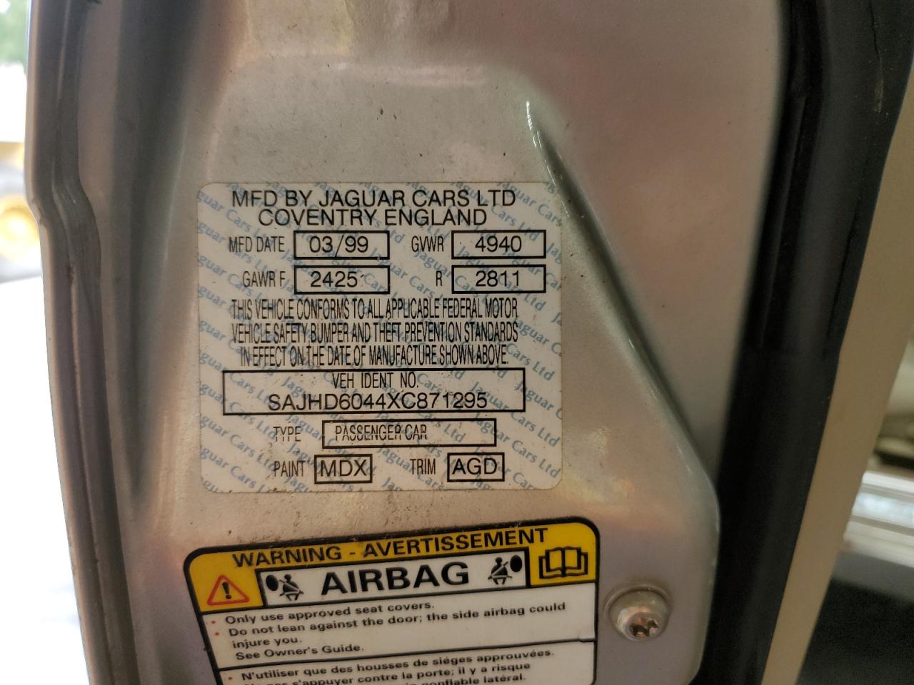1999 Jaguar Xj8 L VIN: SAJHD6044XC871295 Lot: 63875844