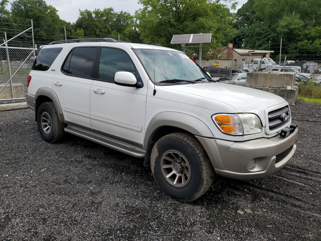 2002 Toyota Sequoia Sr5 VIN: 5TDZT34A02S083139 Lot: 64794814