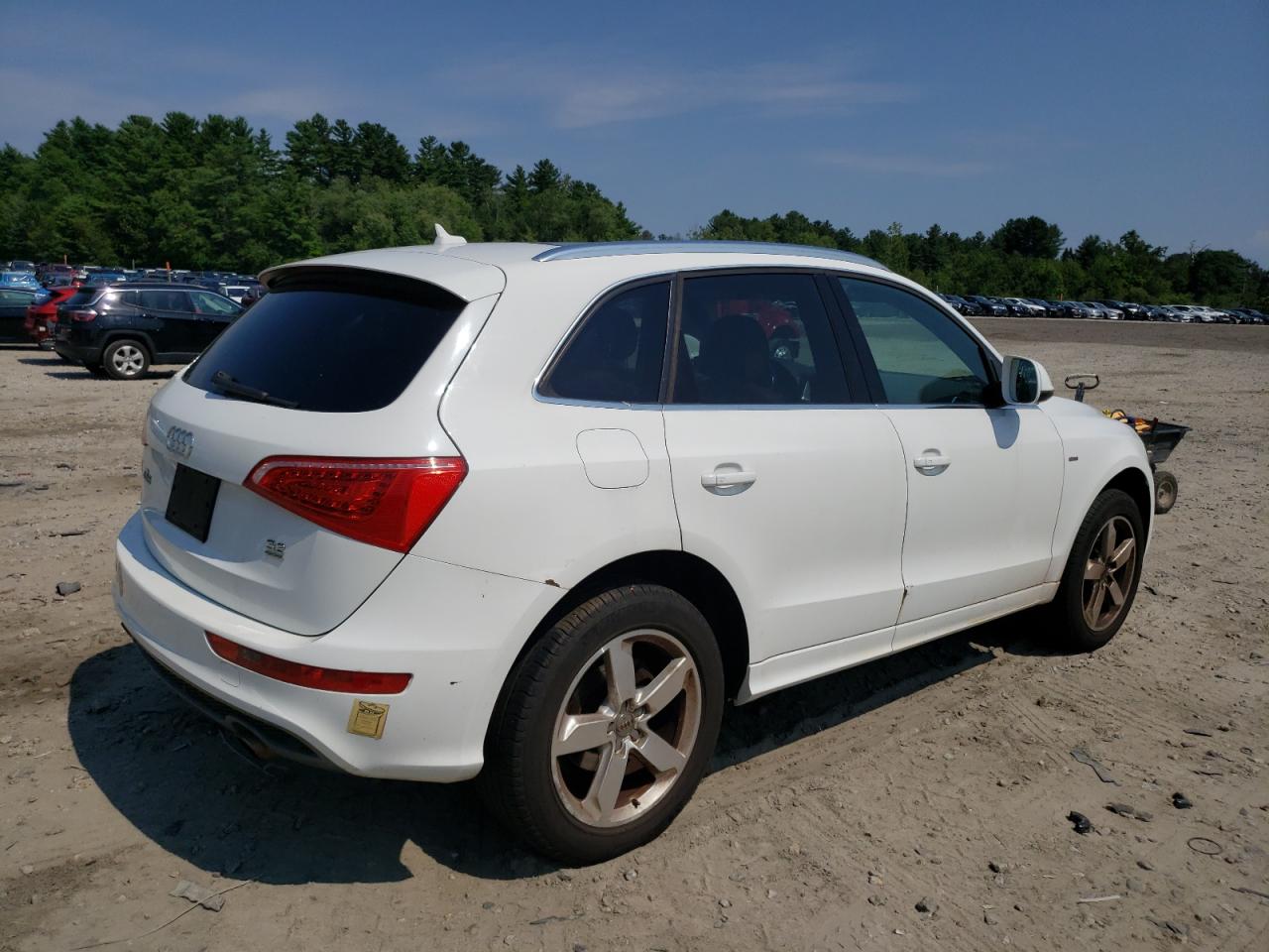 2011 Audi Q5 Premium Plus VIN: WA1DKAFP5BA024095 Lot: 63843434