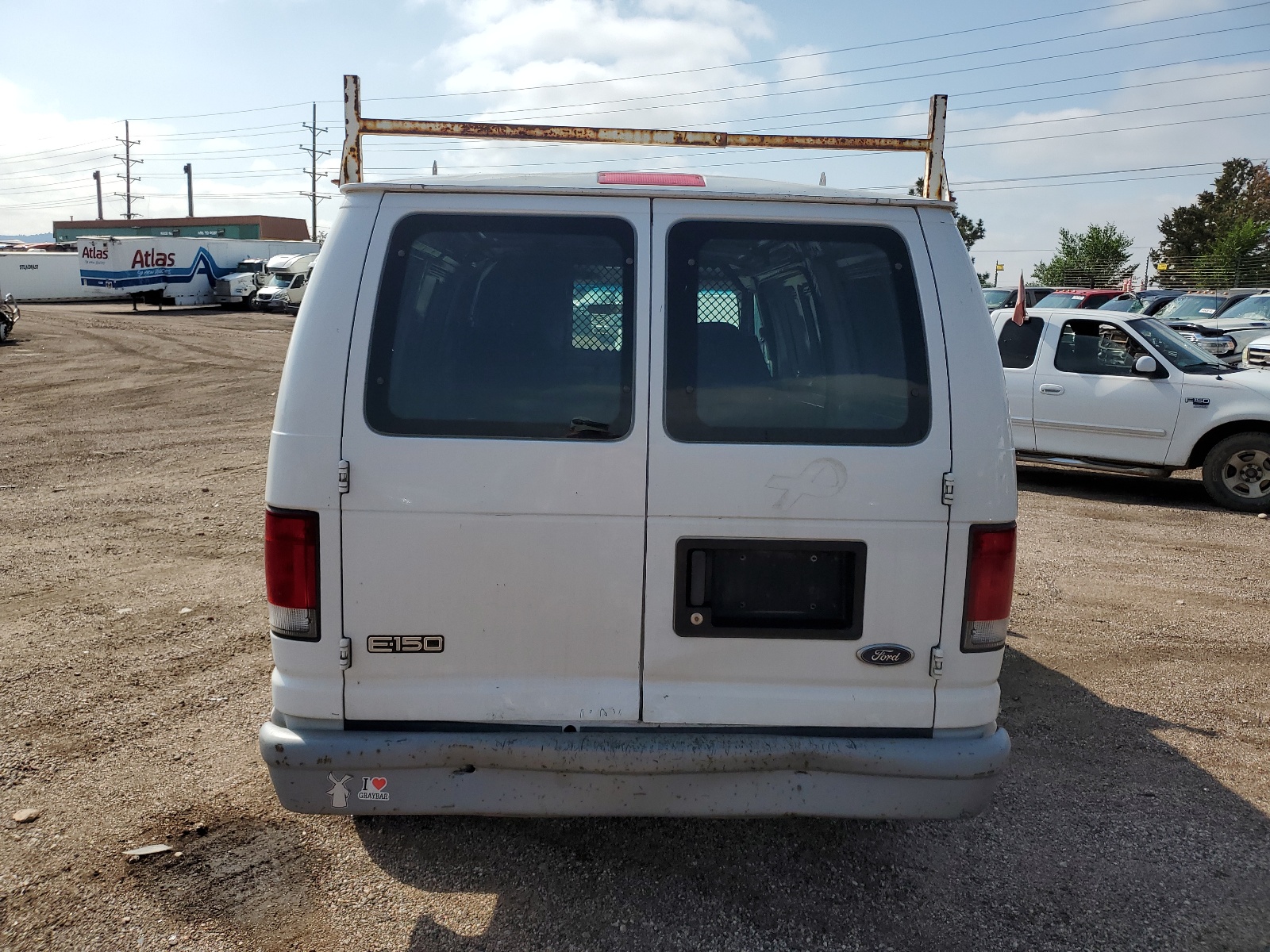 1FTRE14W9YHB00057 2000 Ford Econoline E150 Van