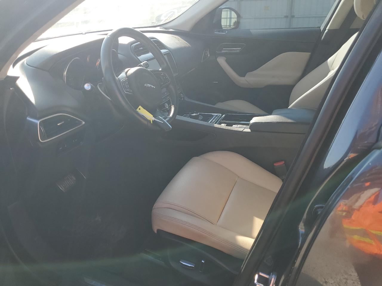 2019 Jaguar F-Pace Premium VIN: SADCJ2FX2KA612843 Lot: 62760244