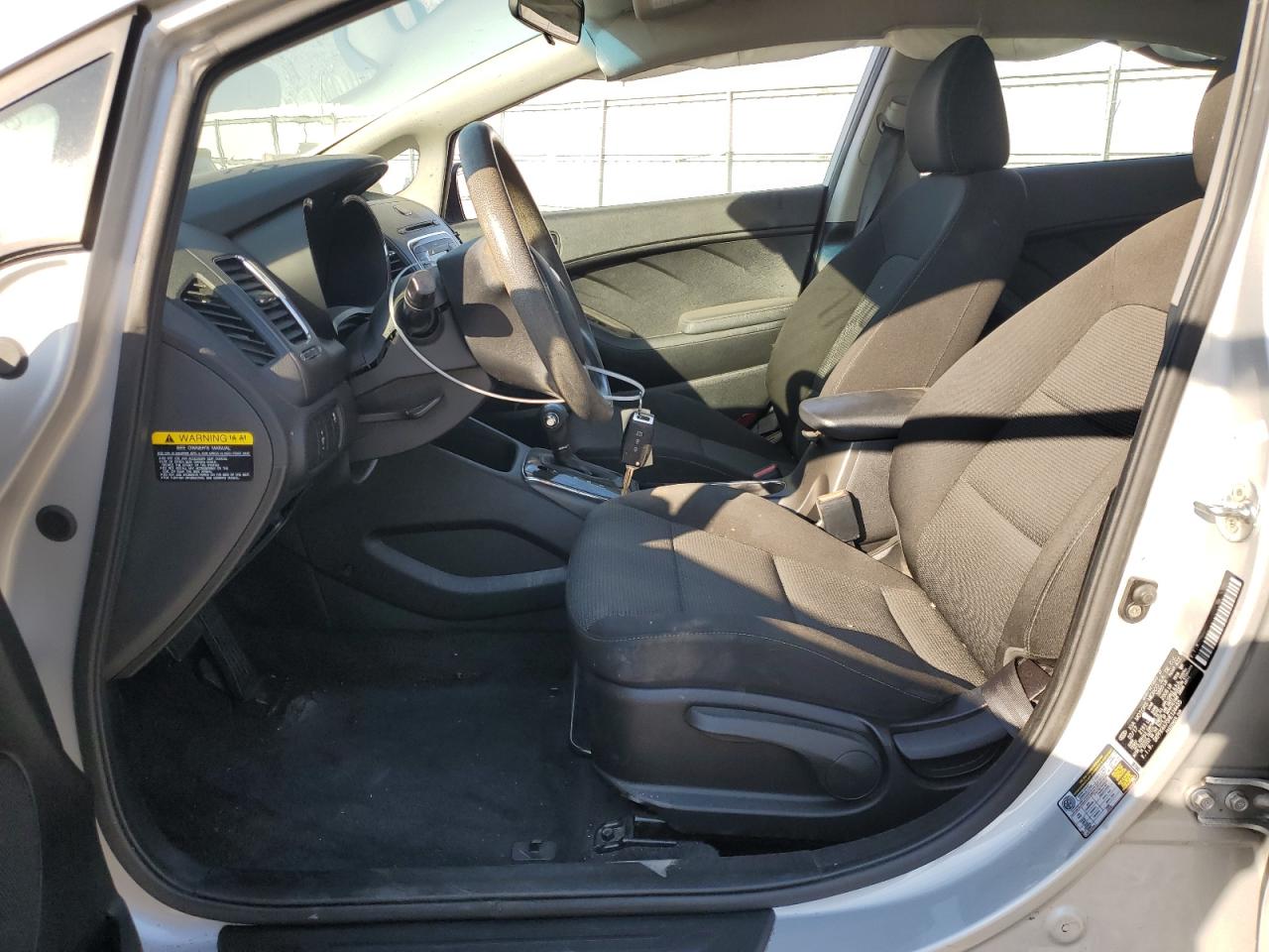 2017 Kia Forte Lx VIN: 3KPFK4A73HE124435 Lot: 61903584