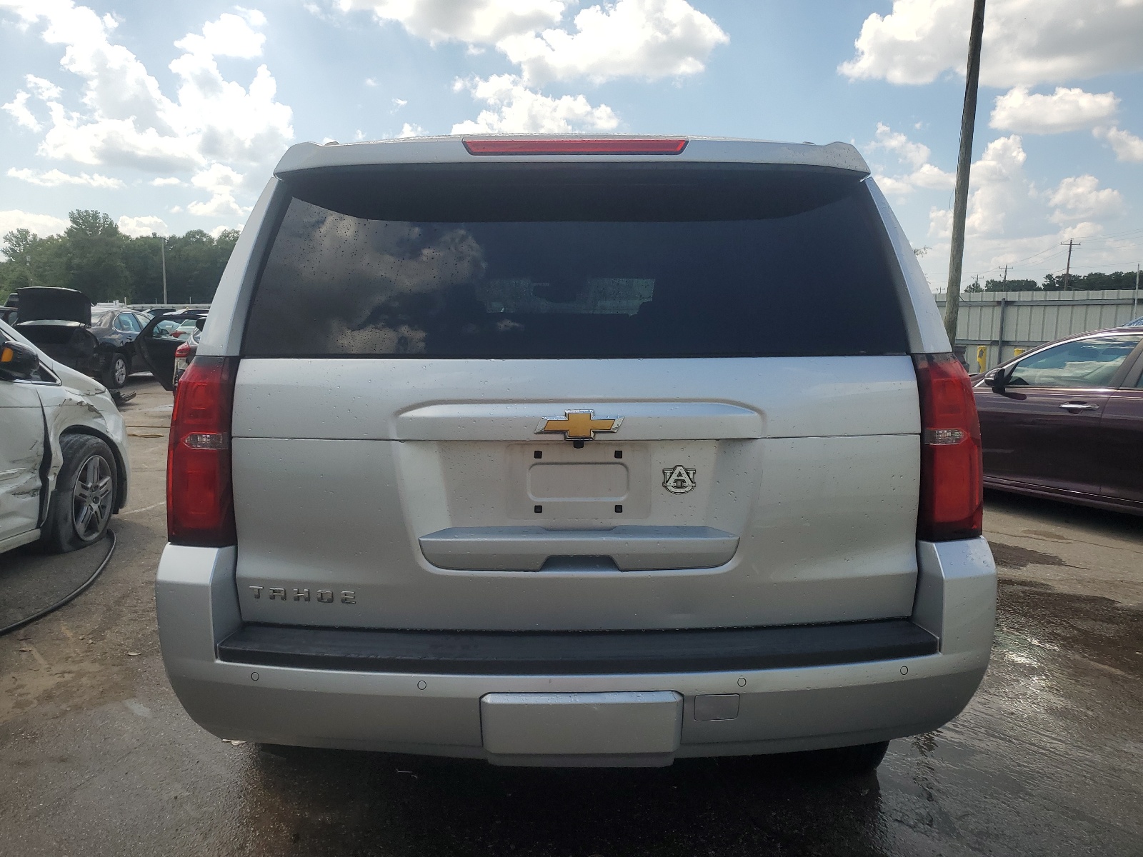 1GNSKBKC7KR286411 2019 Chevrolet Tahoe K1500 Lt