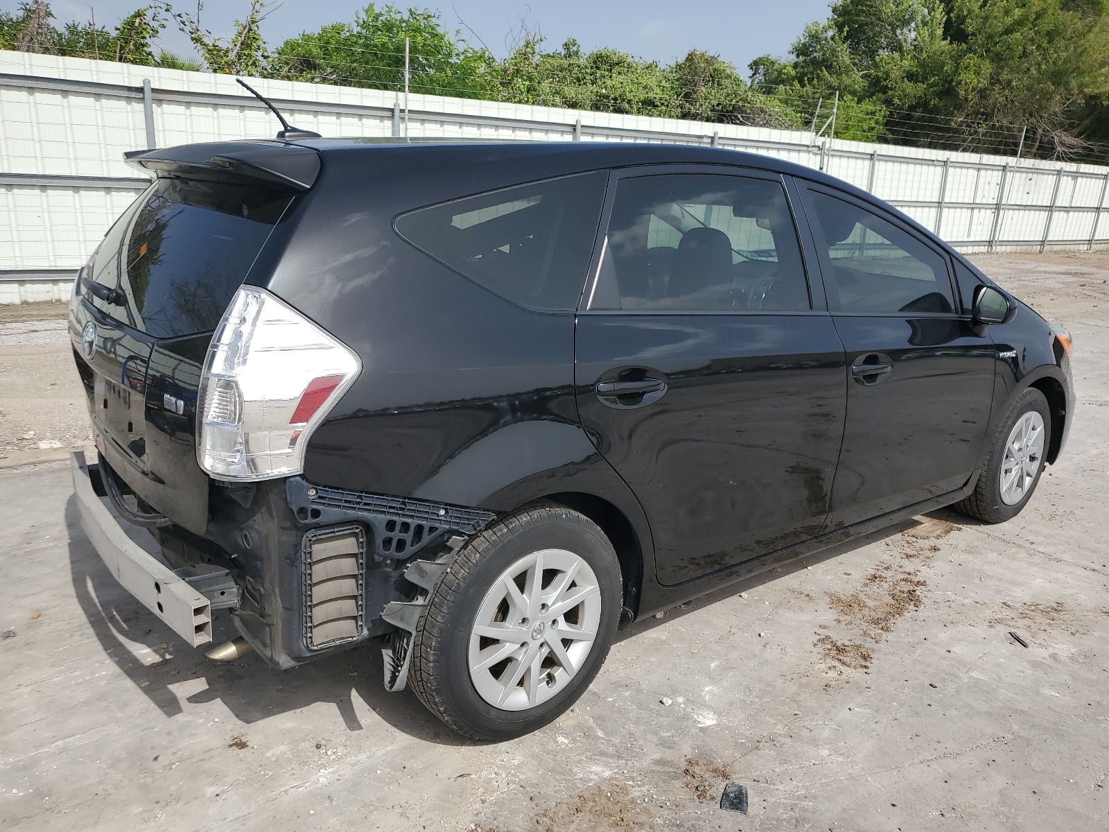 JTDZN3EU1E3318334 2014 Toyota Prius V