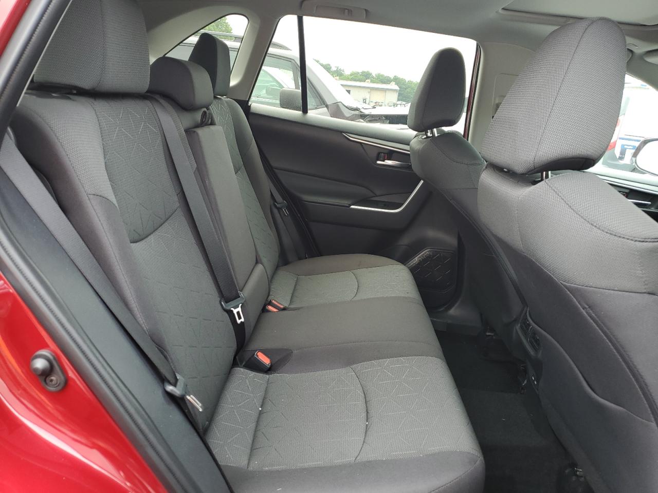 2024 Toyota Rav4 Xle VIN: 2T3P1RFV1RW436433 Lot: 64163974