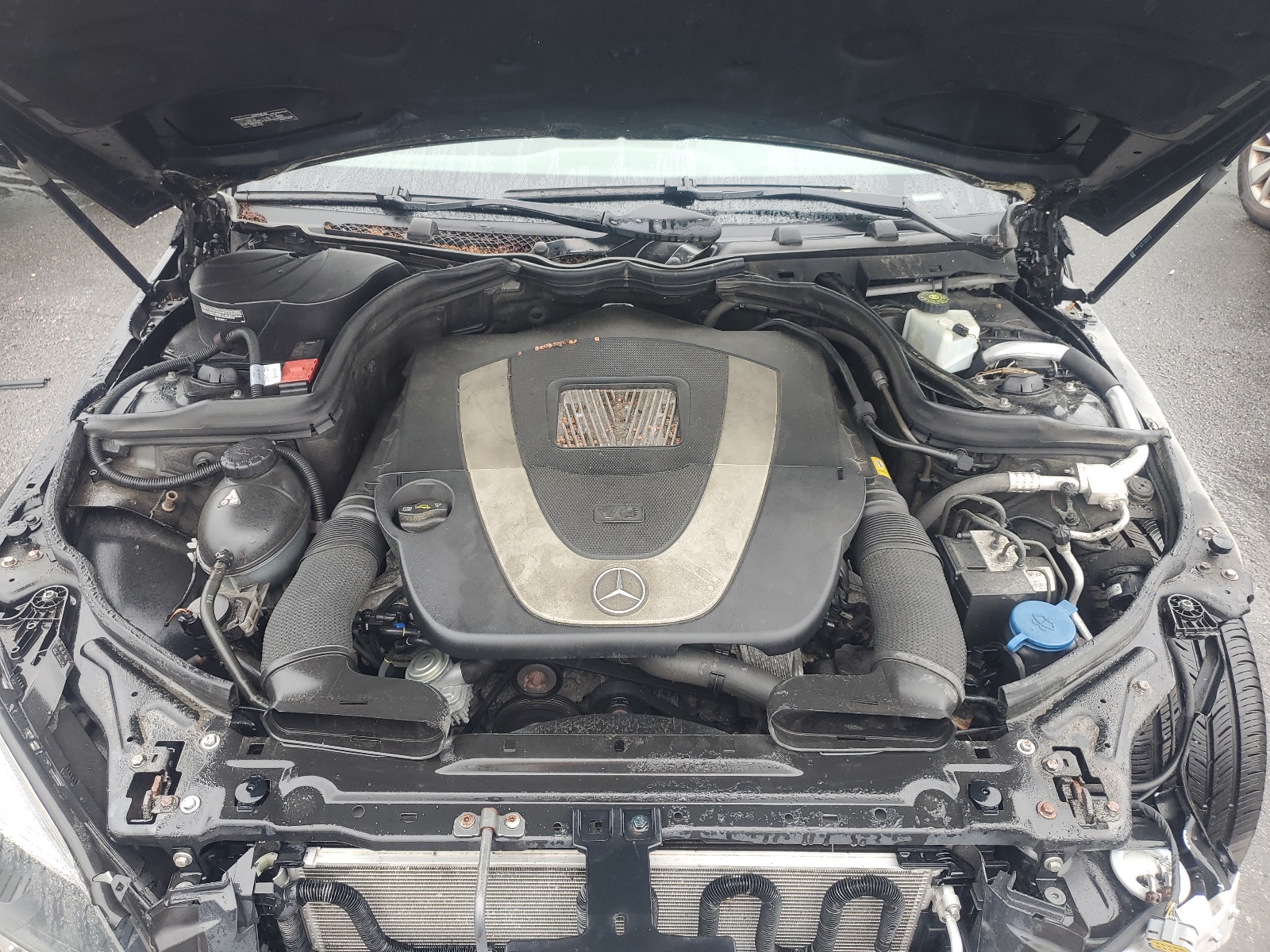 WDDGF8BB7BR178583 2011 Mercedes-Benz C 300 4Matic