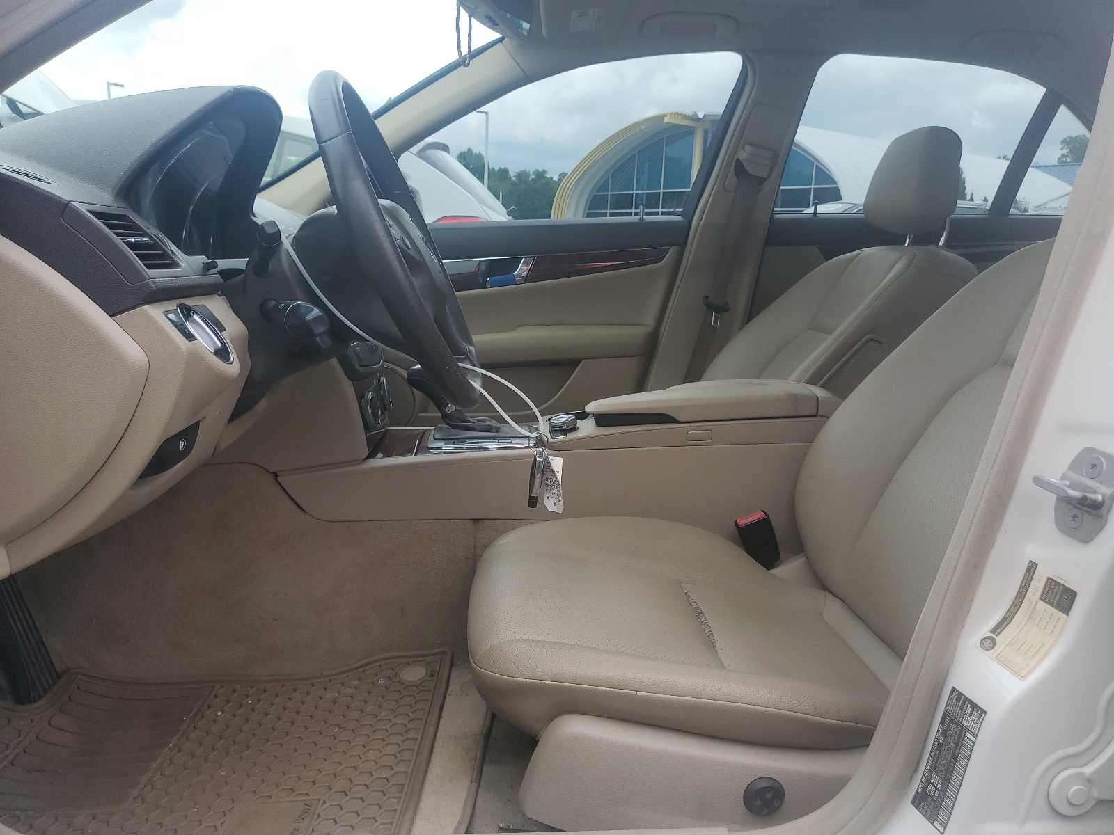 WDDGF8BB9BR162949 2011 Mercedes-Benz C 300 4Matic