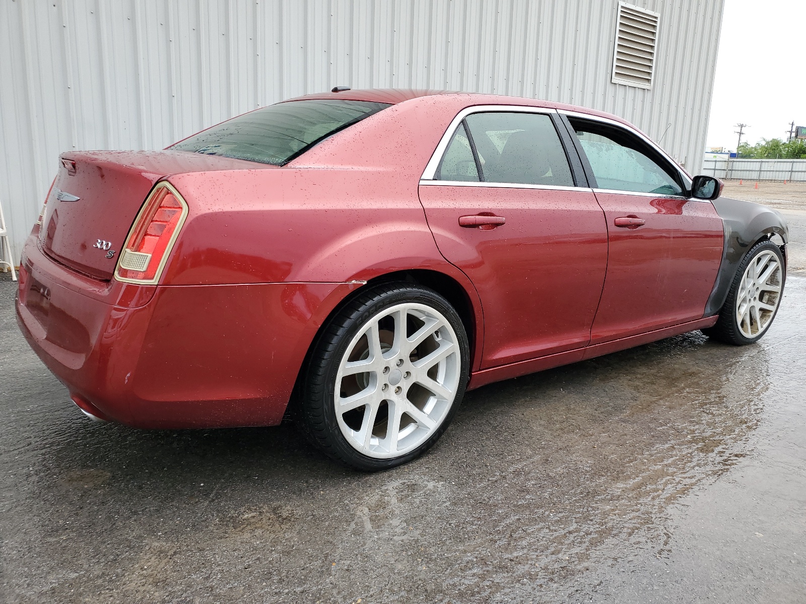 2013 Chrysler 300 S vin: 2C3CCABGXDH551045