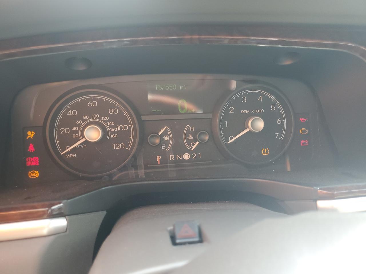 2009 Lincoln Town Car Signature Limited VIN: 2LNHM82V99X617146 Lot: 62736274