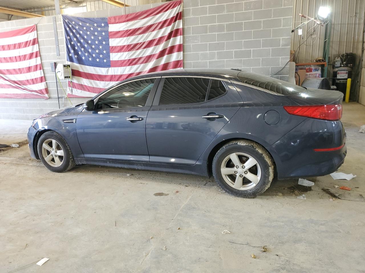 KNAGM4A78F5571704 2015 KIA OPTIMA - Image 2