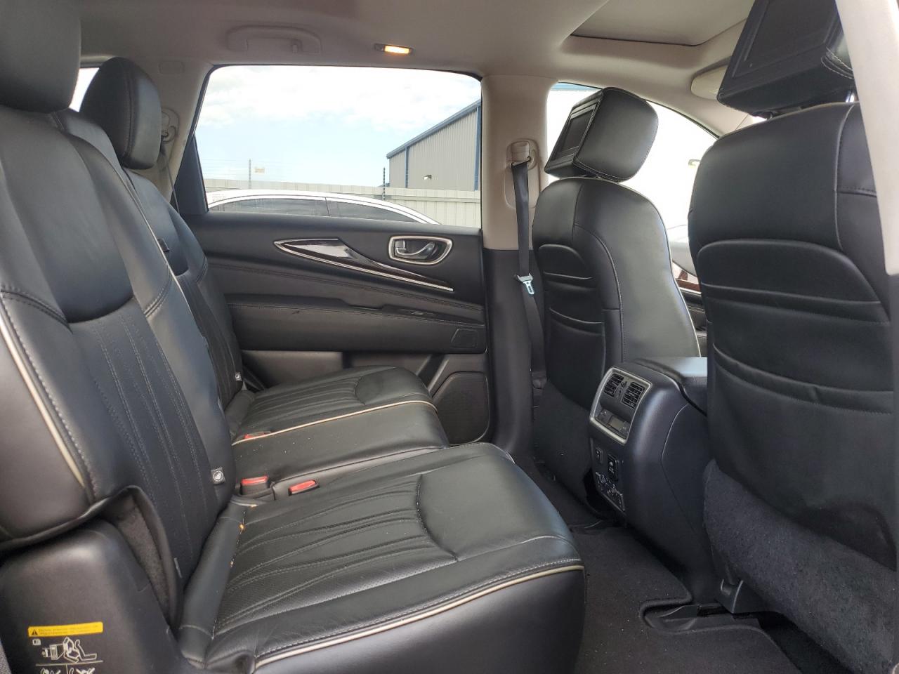 2016 Infiniti QX60 - Image 11