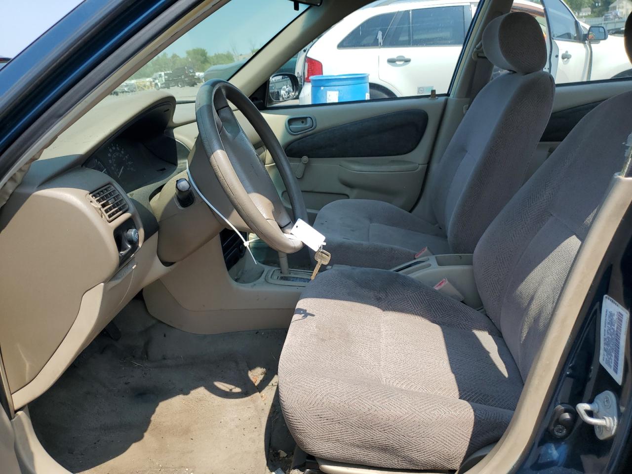 2001 Chevrolet Geo Prizm Base VIN: 1Y1SK528X1Z402071 Lot: 63181434