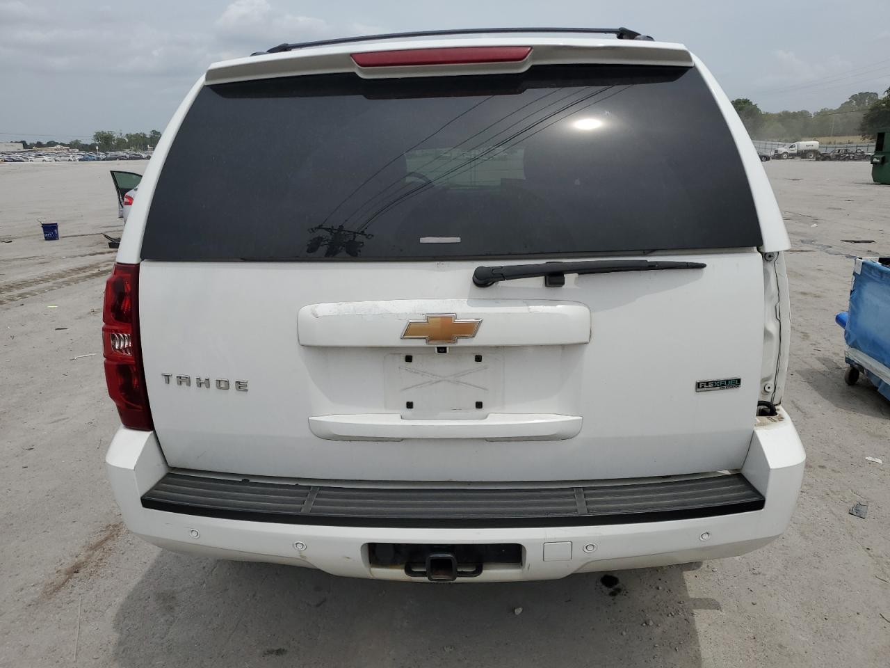 2010 Chevrolet Tahoe - Image 6