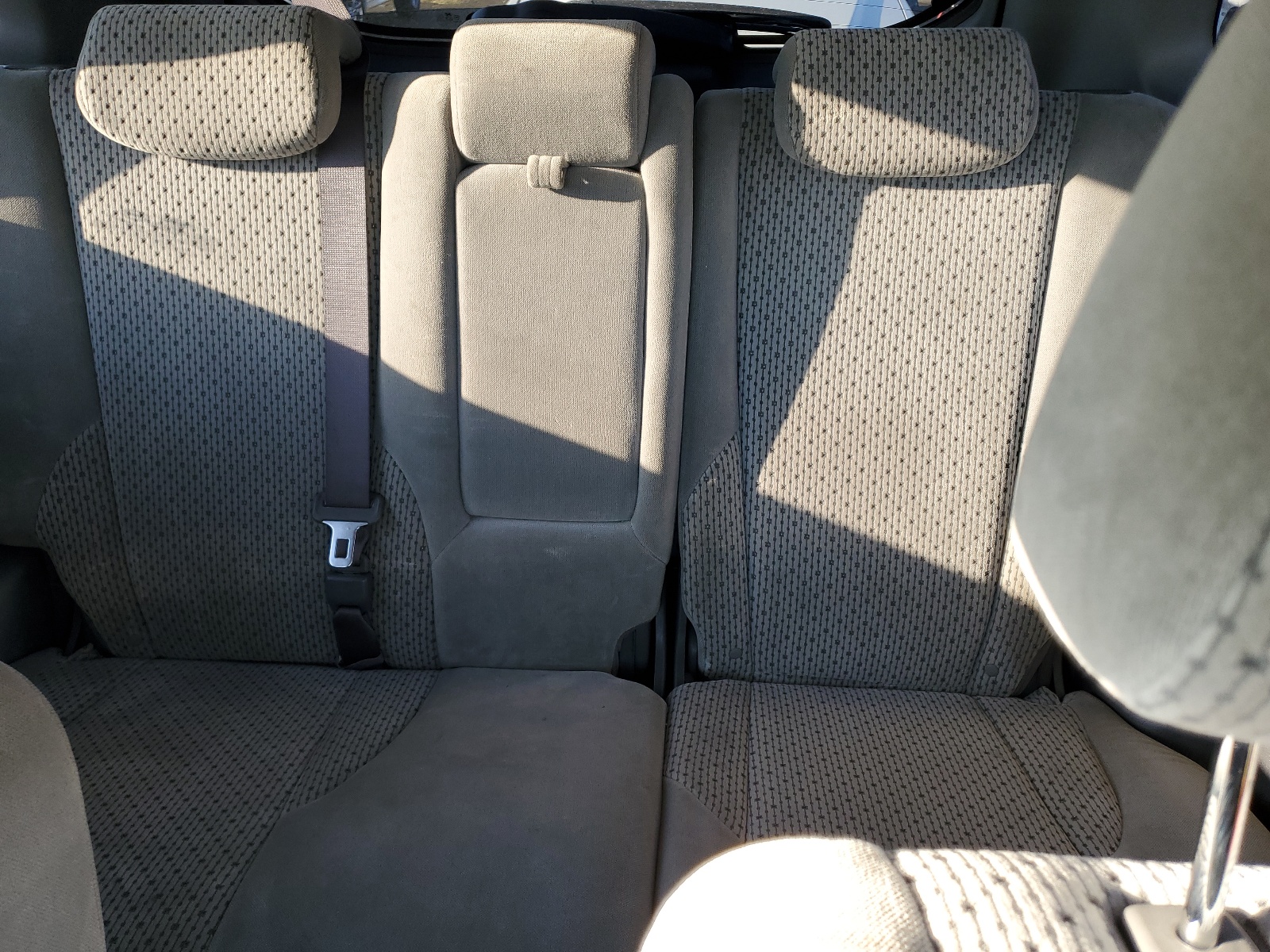 KM8JN12D05U140587 2005 Hyundai Tucson Gls