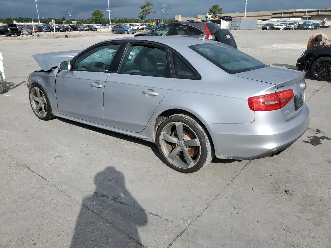 VIN WAUHFAFL5FN040401 2015 AUDI A4 no.2