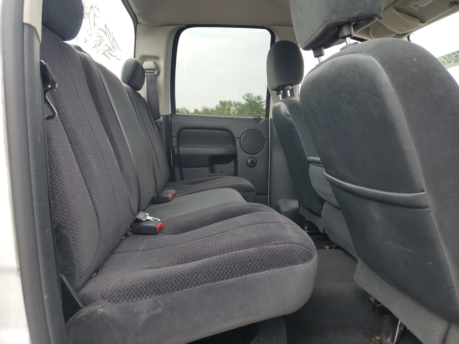 1D7HU18D65J501373 2005 Dodge Ram 1500 St