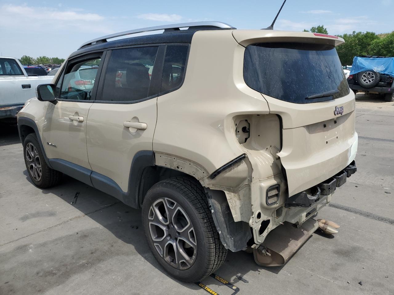 ZACCJBDT3FPB89918 2015 JEEP RENEGADE - Image 2