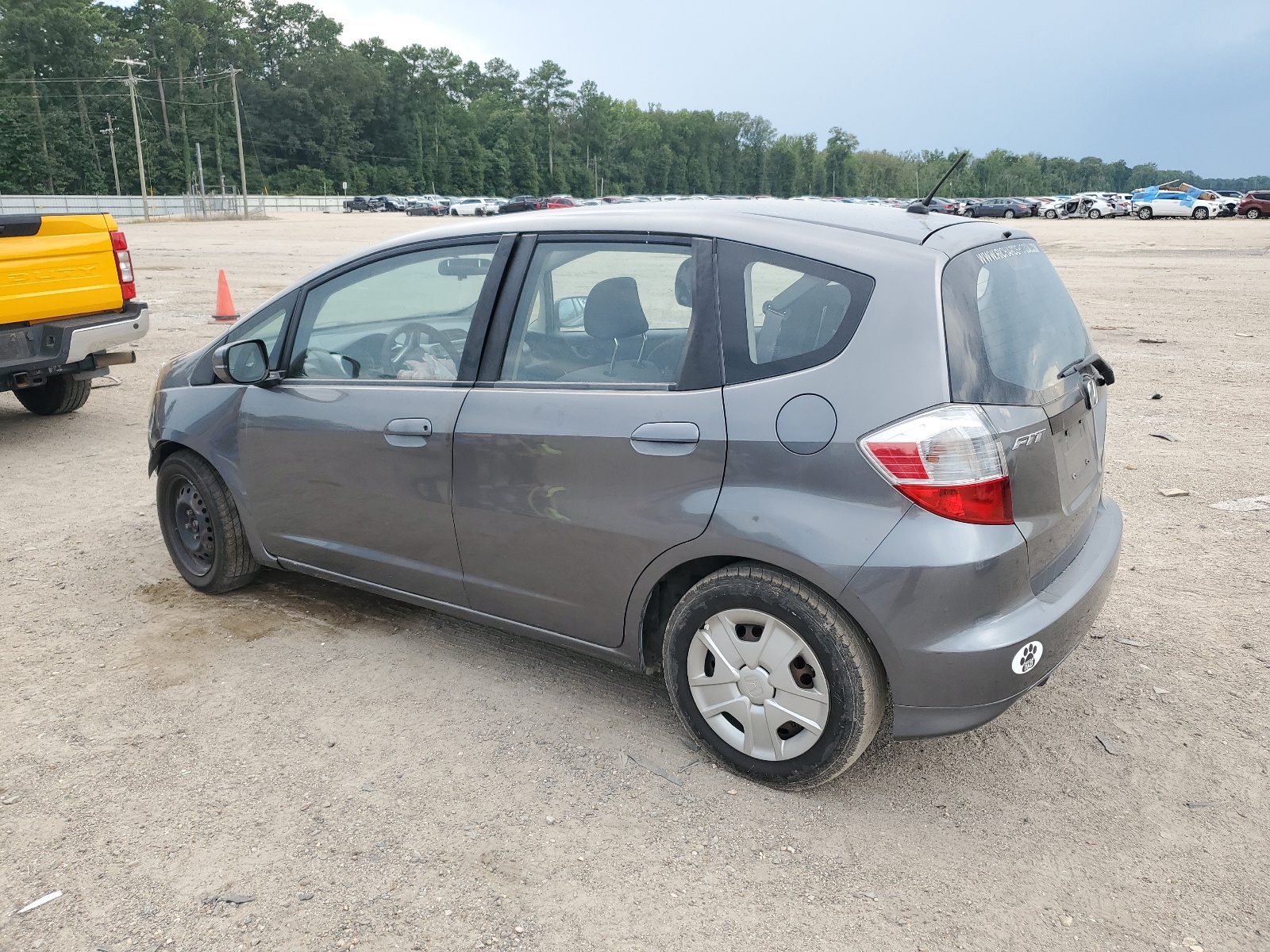 2013 Honda Fit vin: JHMGE8H39DC073240