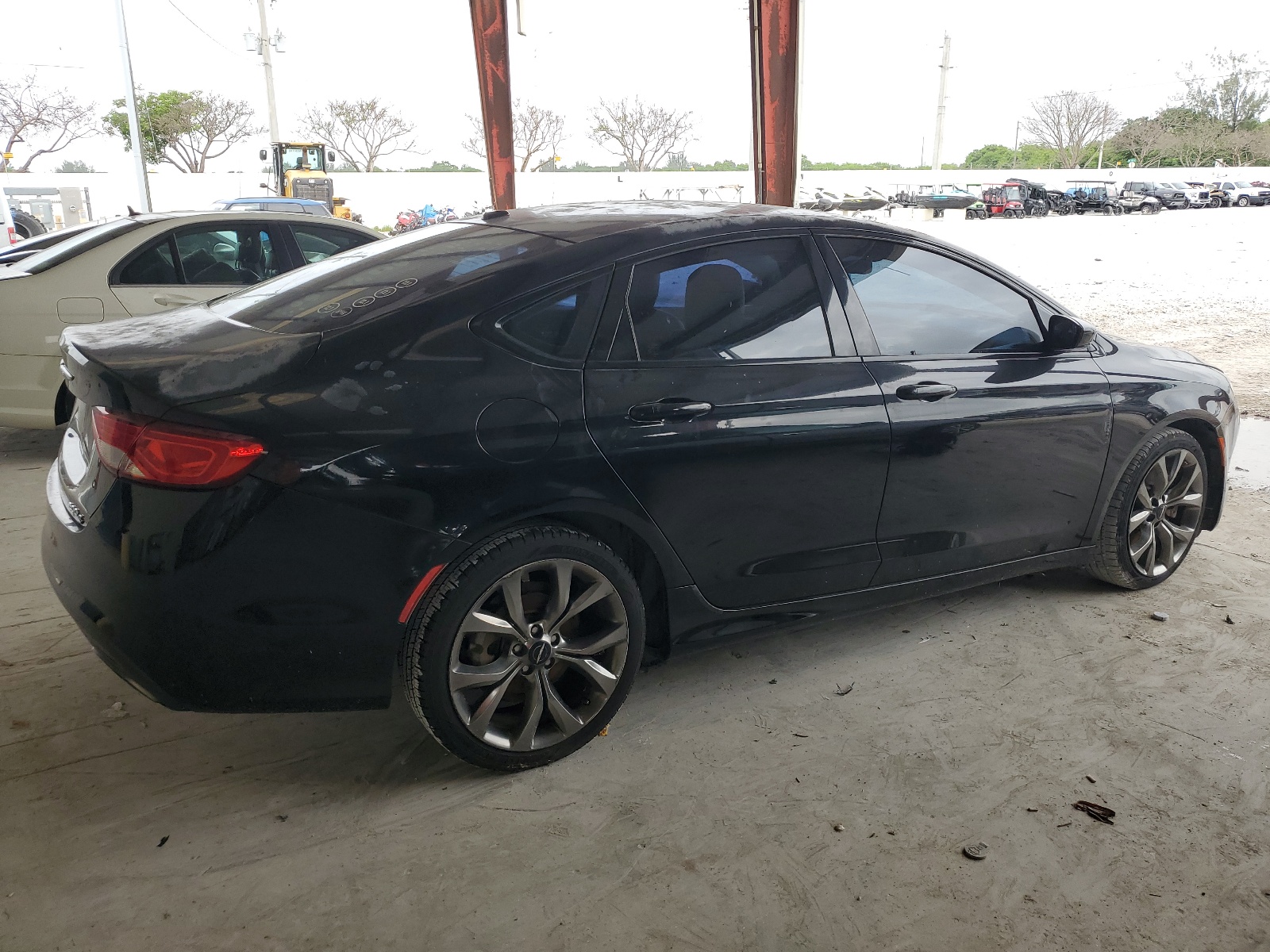 2015 Chrysler 200 S vin: 1C3CCCBB8FN539194