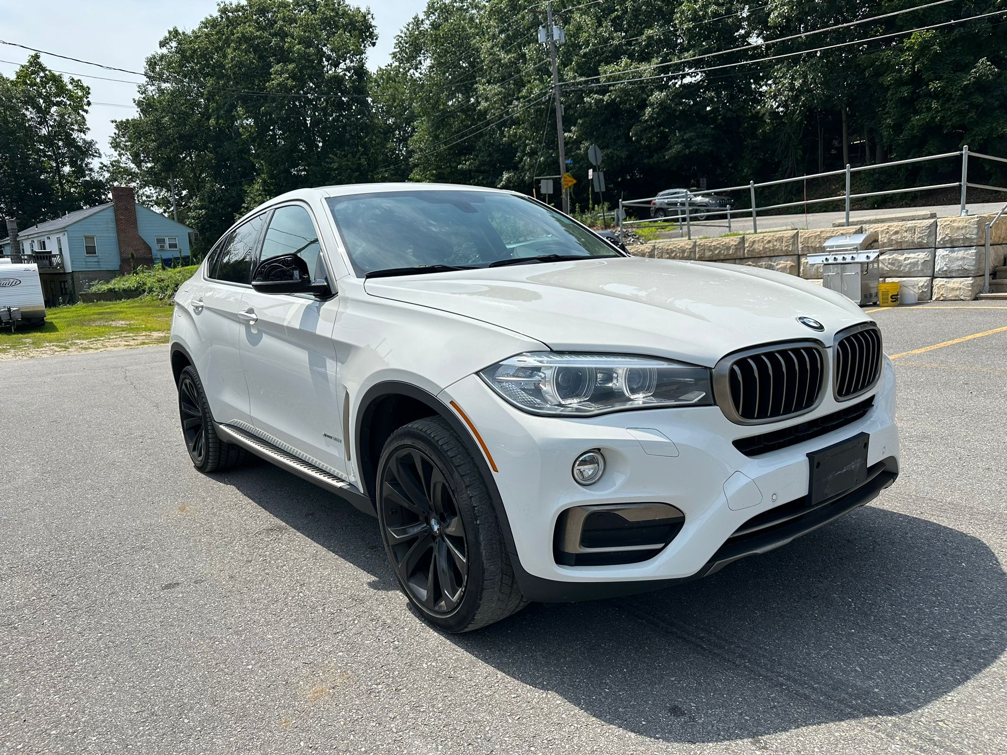 2016 BMW X6 xDrive35I vin: 5UXKU2C51G0N83347