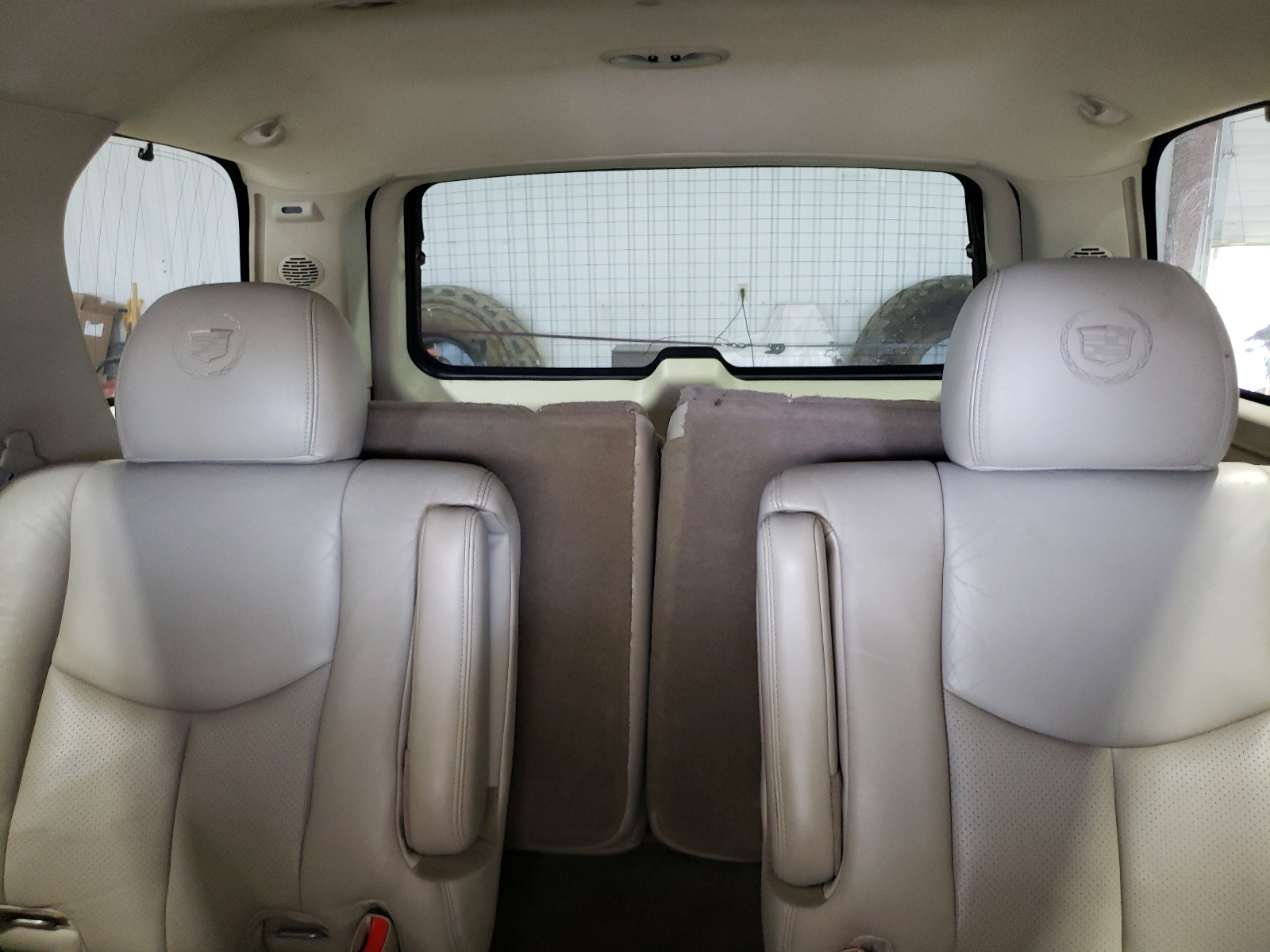 1GYEK63N25R124455 2005 Cadillac Escalade Luxury