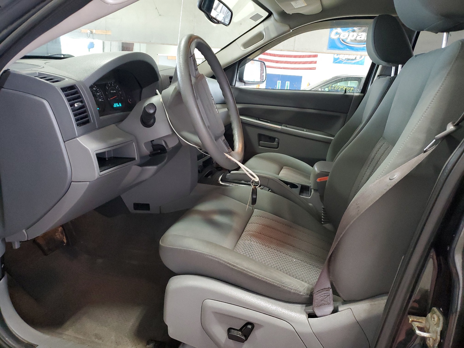 1J4GR48K65C514324 2005 Jeep Grand Cherokee Laredo