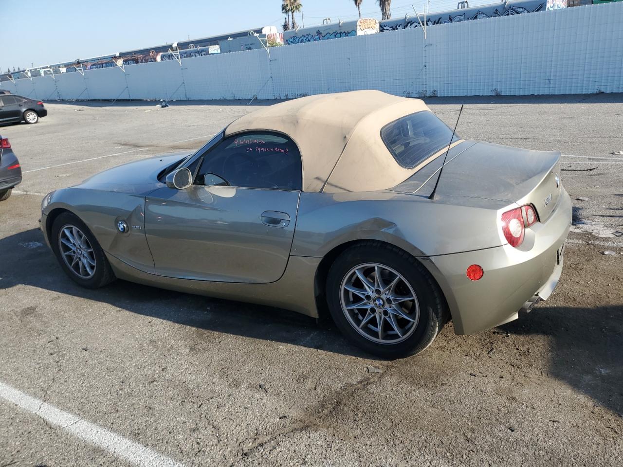 2005 BMW Z4 2.5 VIN: 4USBT33515LS54776 Lot: 64150284