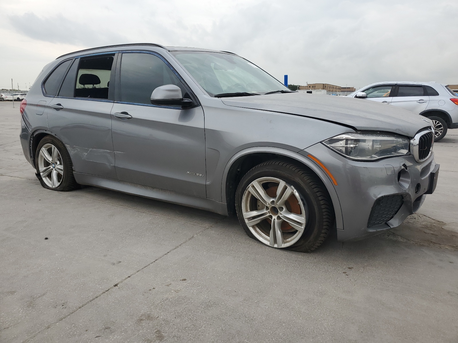 2016 BMW X5 xDrive35I vin: 5UXKR0C55G0S87480