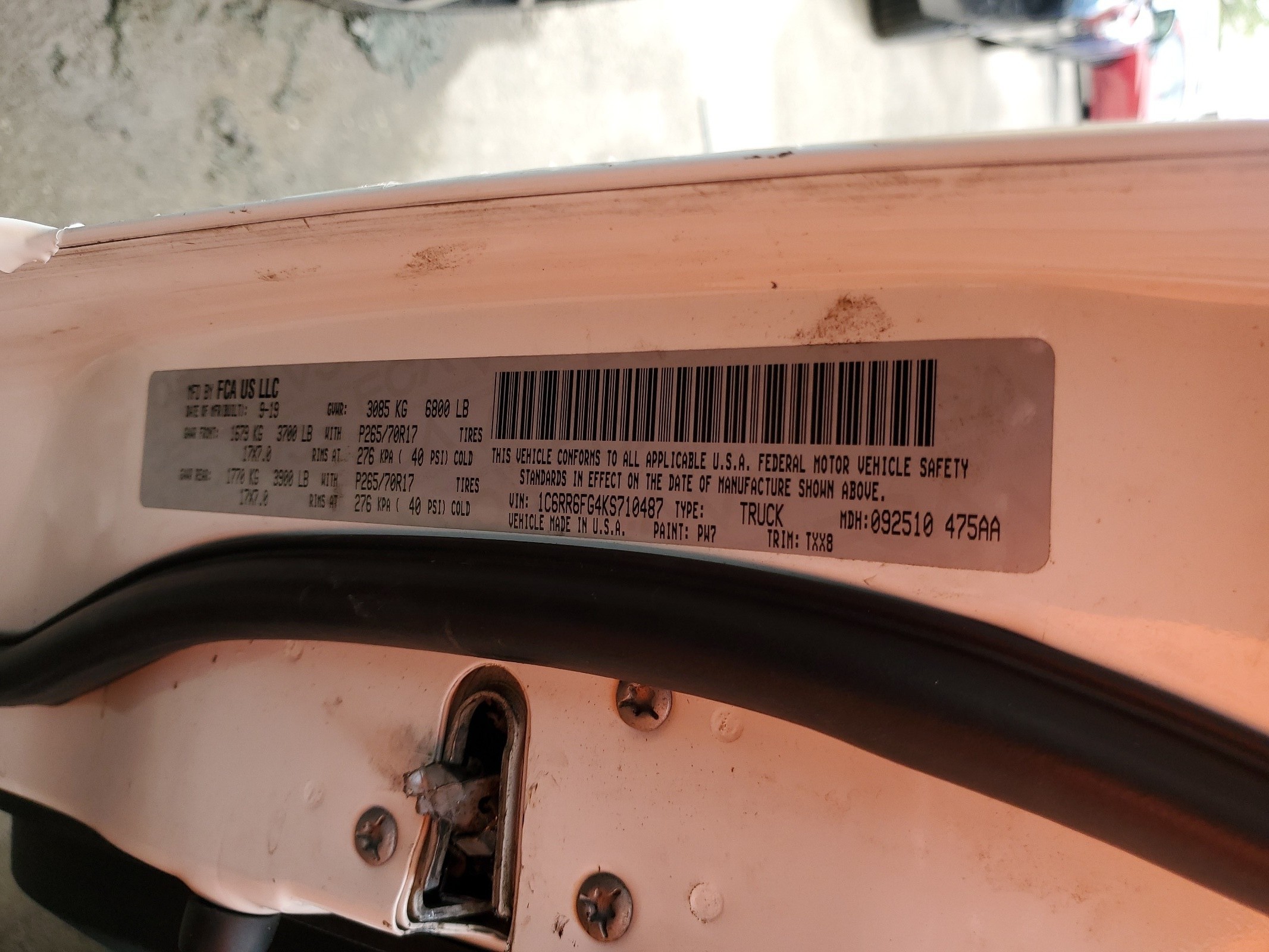 1C6RR6FG4KS603729 2019 Ram 1500 Classic Tradesman