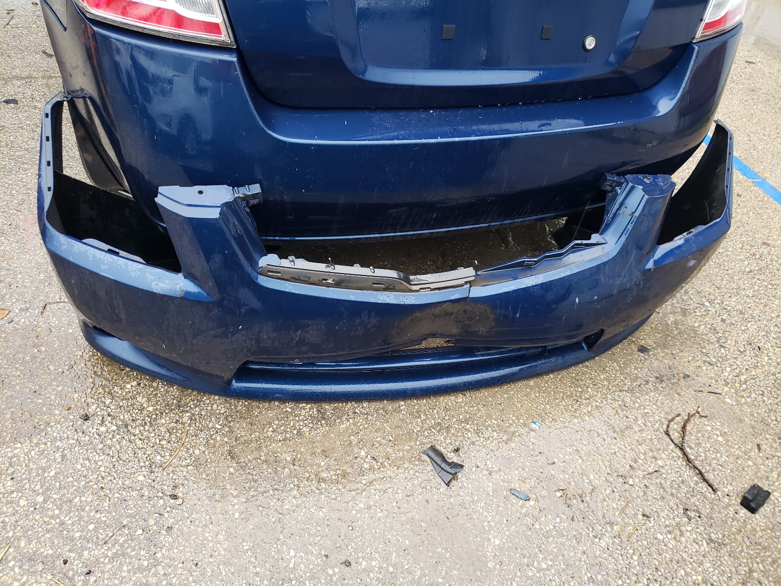 3N1AB6AP7AL711053 2010 Nissan Sentra 2.0