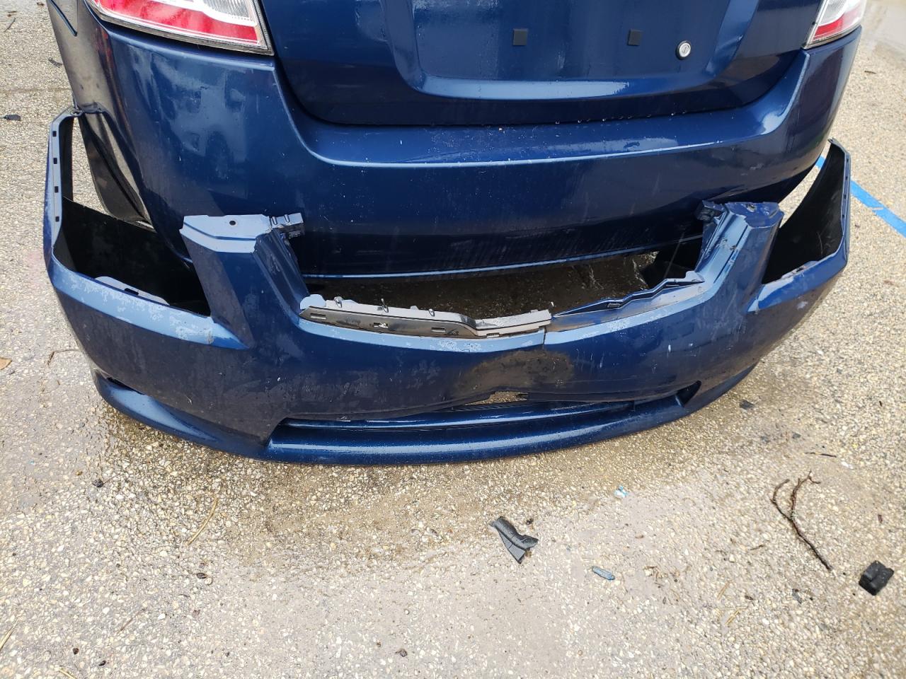 2010 Nissan Sentra 2.0 VIN: 3N1AB6AP7AL711053 Lot: 64887374